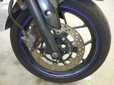 Yamaha YZF-R25 2015