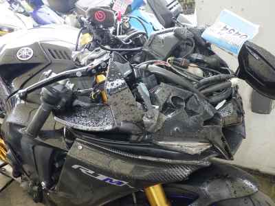 Yamaha YZF-R1M 2020