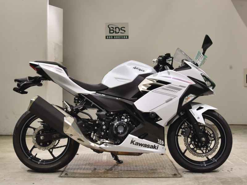 Kawasaki Ninja 400 2022