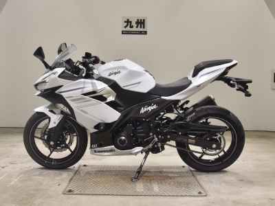 Kawasaki Ninja 400 2022