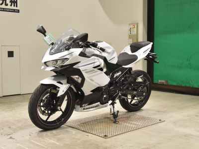 Kawasaki Ninja 400 2022
