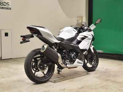 Kawasaki Ninja 400 2022