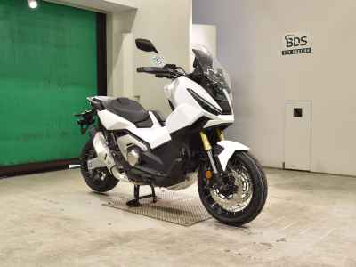 Honda X-Adv 750 2025