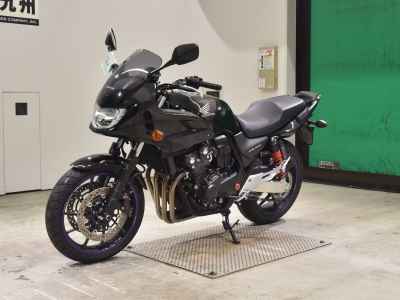 Honda CB400 Super Boldor 2021