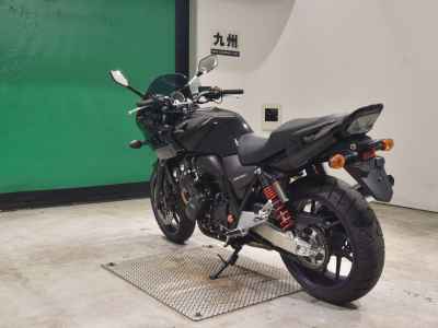 Honda CB400 Super Boldor 2021
