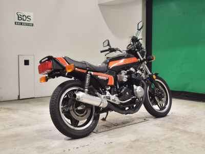 Honda CB900F 2025