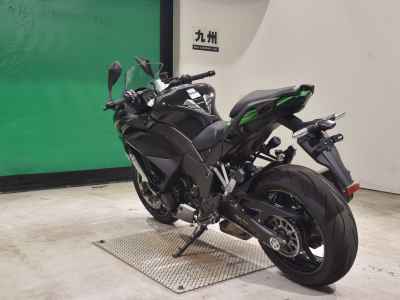Kawasaki Ninja 1000SX 2023