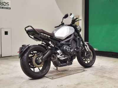 Yamaha XSR900 2021