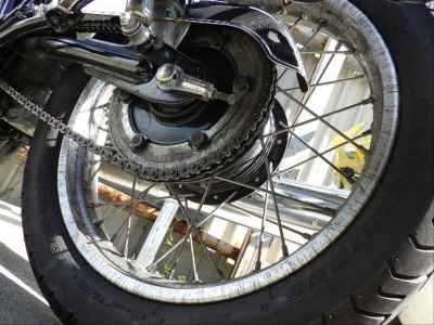 Yamaha SR400 2020