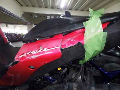 Yamaha YZF-R25 2015