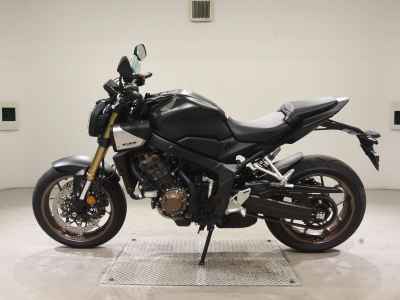 Honda CB650R E-Clutch 2024