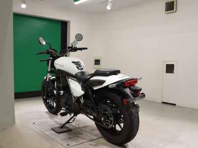 Kawasaki Eliminator 400 2023