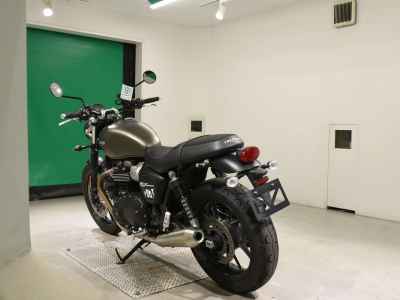 Triumph Street Twin 2020