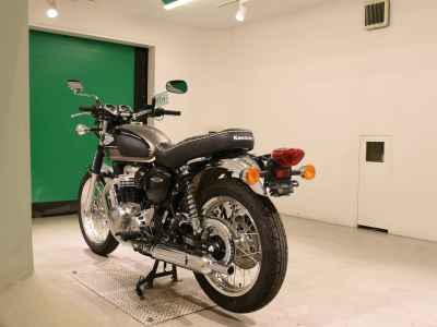Kawasaki W800 2024