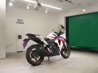 Honda CBR250R 2013