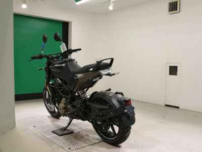 Husqvarna Svartpilen 250 2023