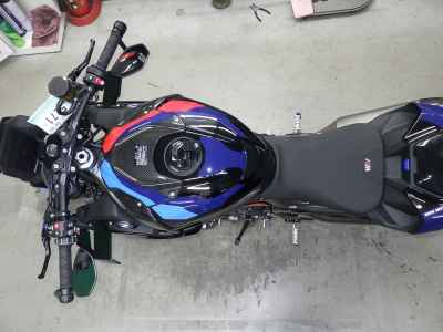 BMW M1000R 2024
