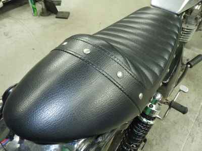 Yamaha SR400 2025