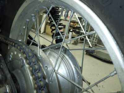 Yamaha SR400 2025