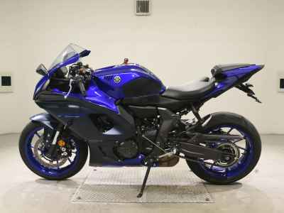 Yamaha YZF-R7 2023
