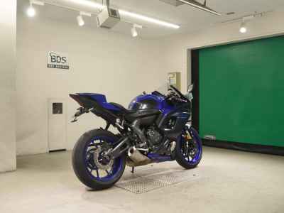 Yamaha YZF-R7 2023