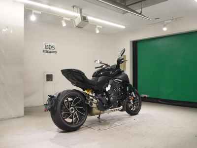 Jawa DIAVEL V4 2024