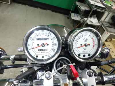 Yamaha SR400 2021