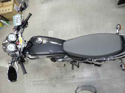 Yamaha SR400 2021