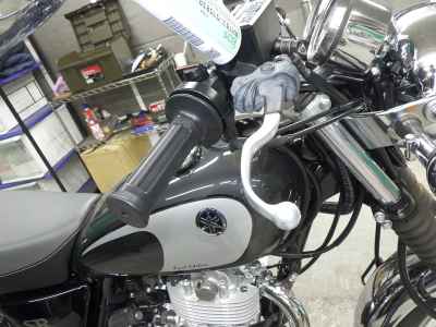 Yamaha SR400 2021