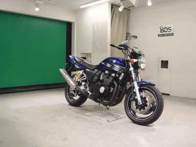 Yamaha XJR400 2008