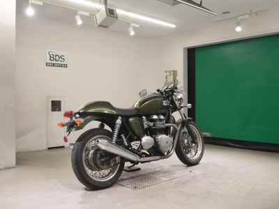 Triumph Thruxton 900 2013