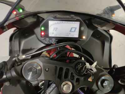 Yamaha YZF-R25