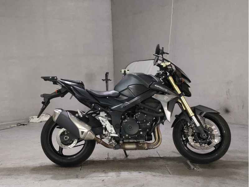 Suzuki GSR750 2016