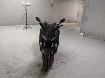 Yamaha XMAX 250