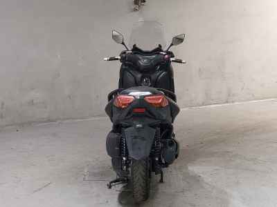 Yamaha XMAX 250