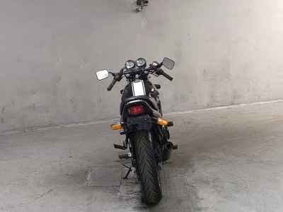 Honda CB250 Jade