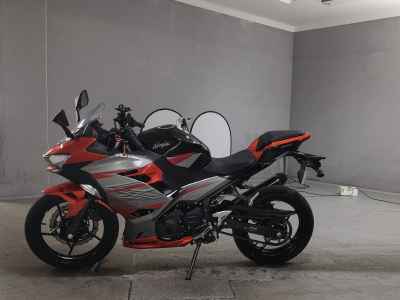 Kawasaki Ninja 400 2018