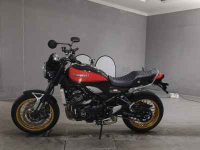Kawasaki Z900RS 2023
