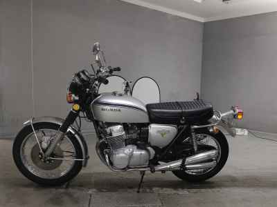 Honda CB750F 2023