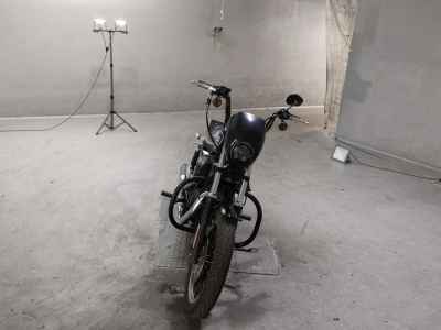 Harley-Davidson XL883R 2013