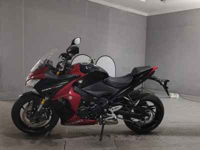 Suzuki GSX-S1000F 2015