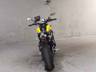 Yamaha XSR900 2016