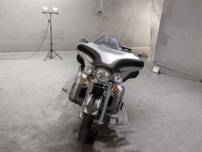 Harley-Davidson FLHTCUSE1800 CVO 2013
