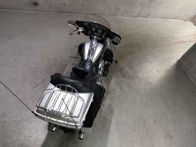 Harley-Davidson FLHTCUSE1800 CVO 2013