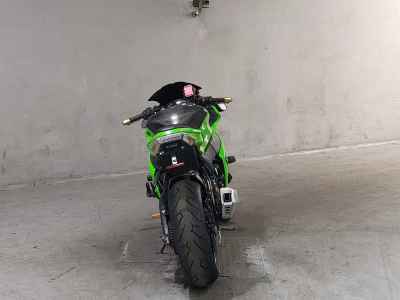 Kawasaki Ninja ZX-10R 2011