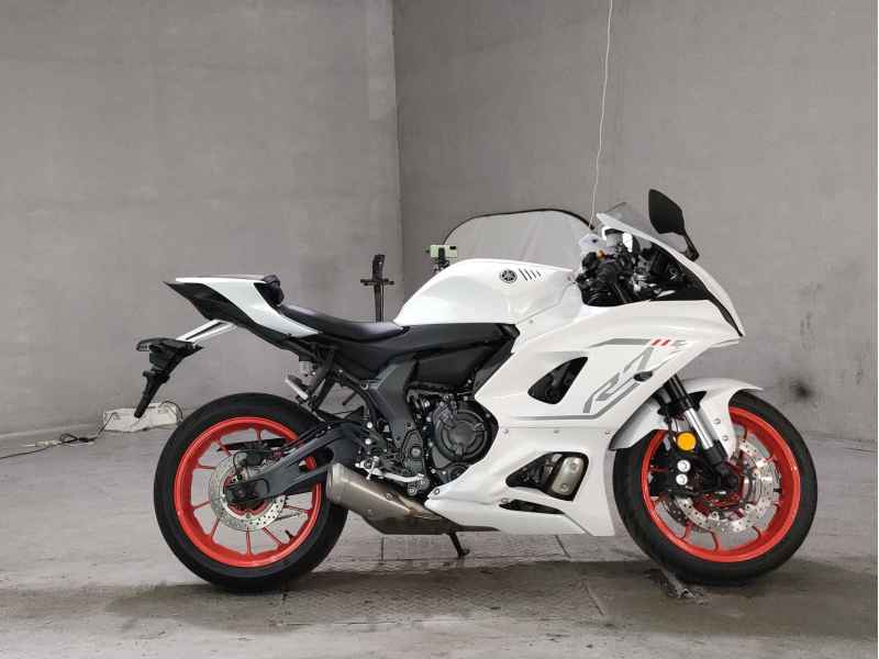 Yamaha YZF-R7 2023