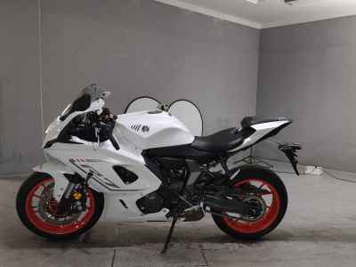 Yamaha YZF-R7 2023