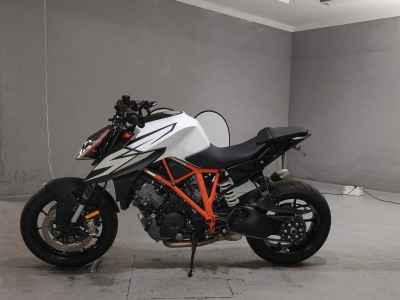 KTM 1290 Super Duke R 2019