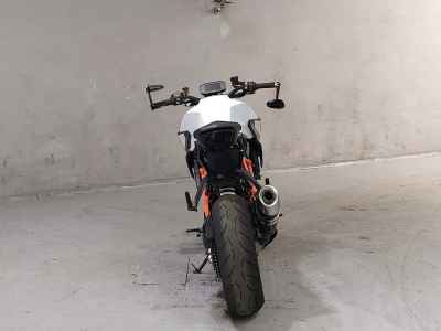 KTM 1290 Super Duke R 2019