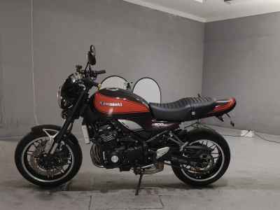 Kawasaki Z900RS 2017